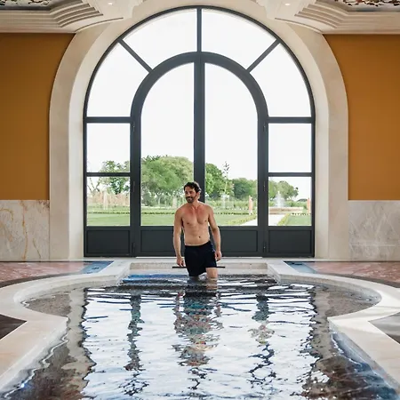 Domaine Mas De Rey Арль